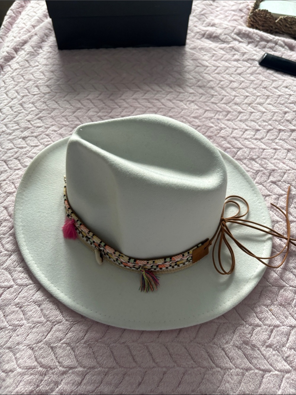 White Women's Felt Fedora Hat with Decorative Band